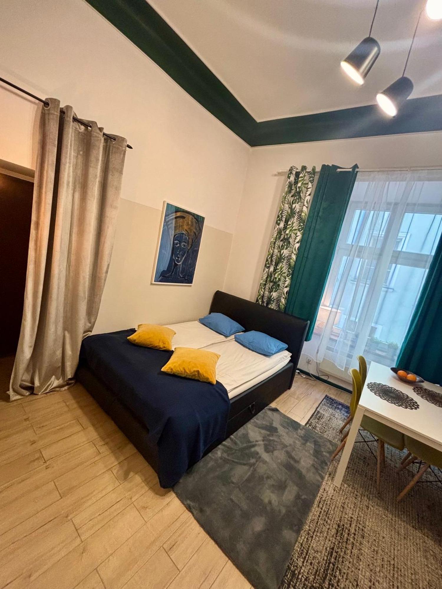 קרקוב Vintage Senacka Apartaments מראה חיצוני תמונה
