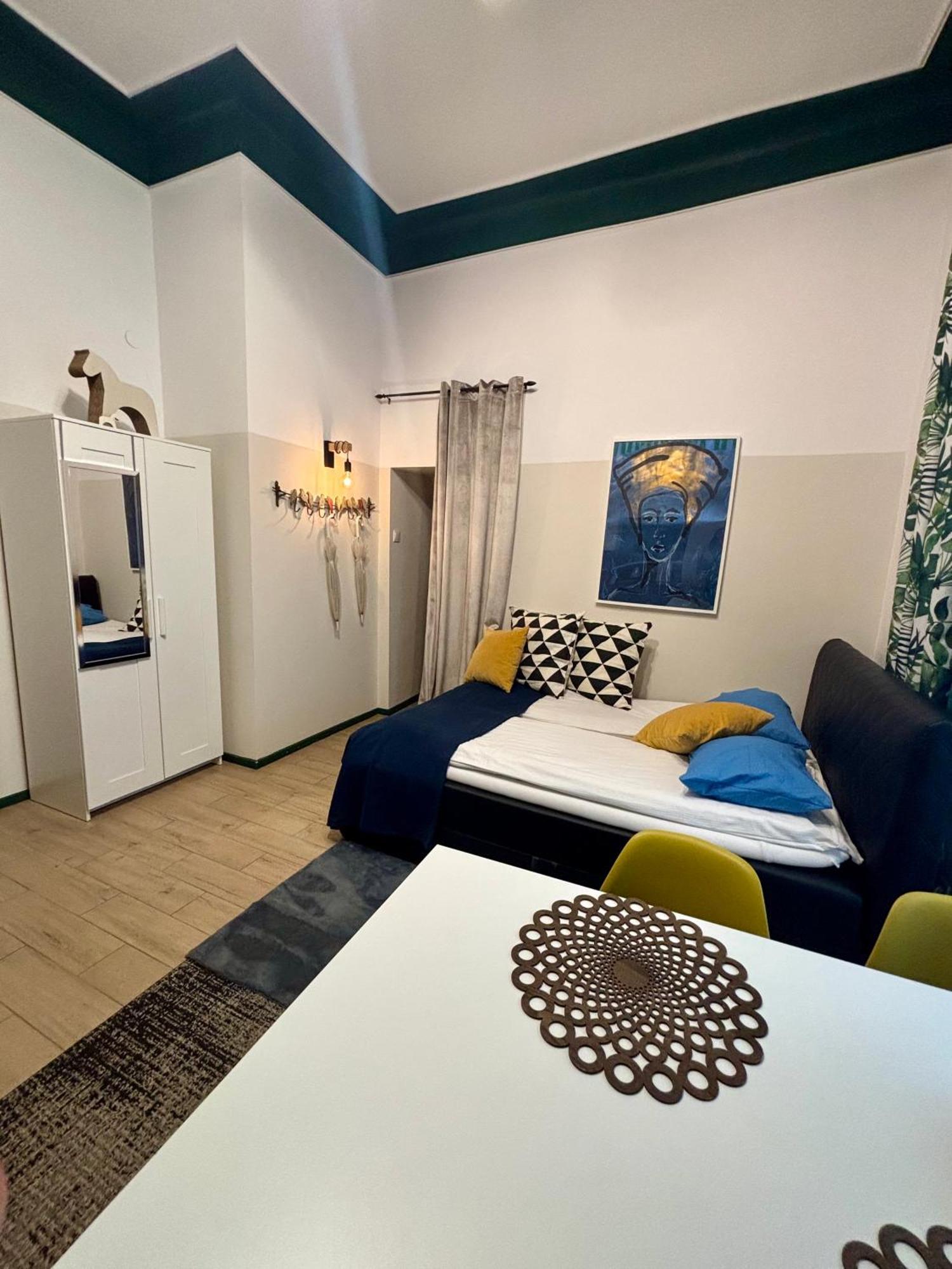 קרקוב Vintage Senacka Apartaments מראה חיצוני תמונה