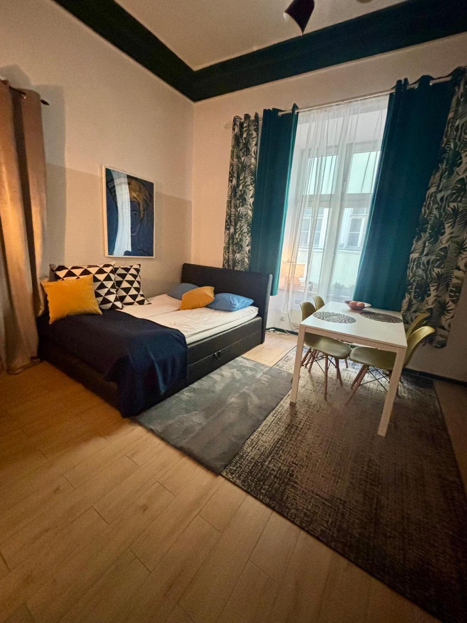 קרקוב Vintage Senacka Apartaments מראה חיצוני תמונה